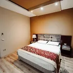 Hotel Arifi