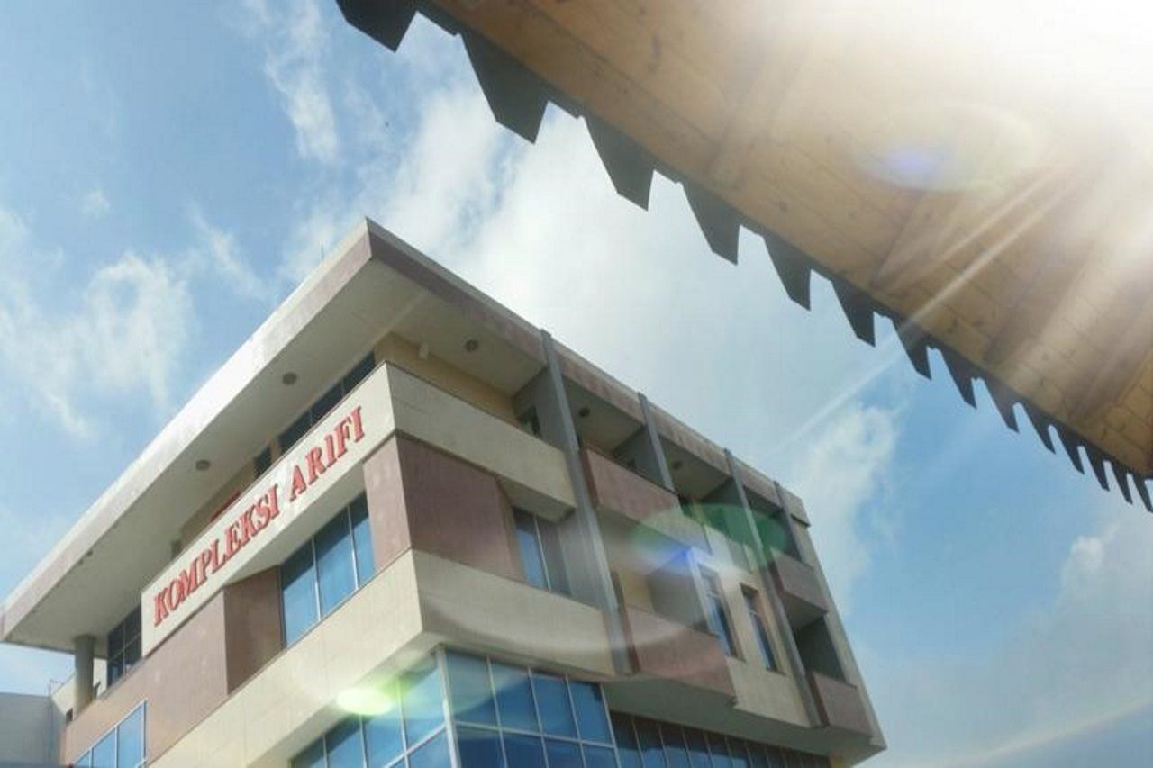 Hotel Arifi 4*